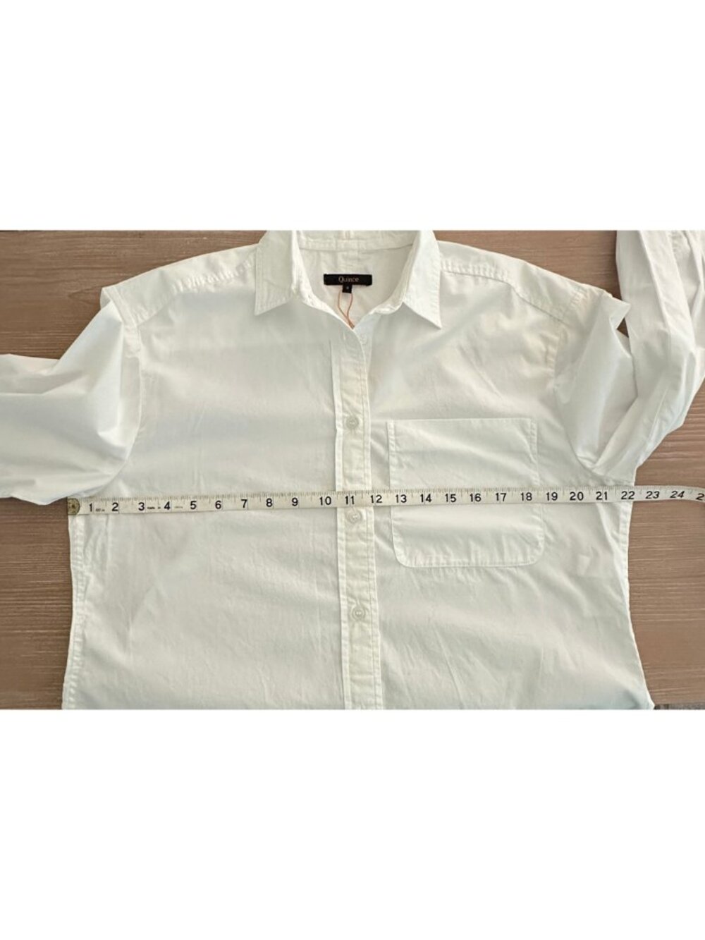 NWT Quince Organic Cotton Relaxed Oxford Shirt, White - SMALL - Picture 3 of 4